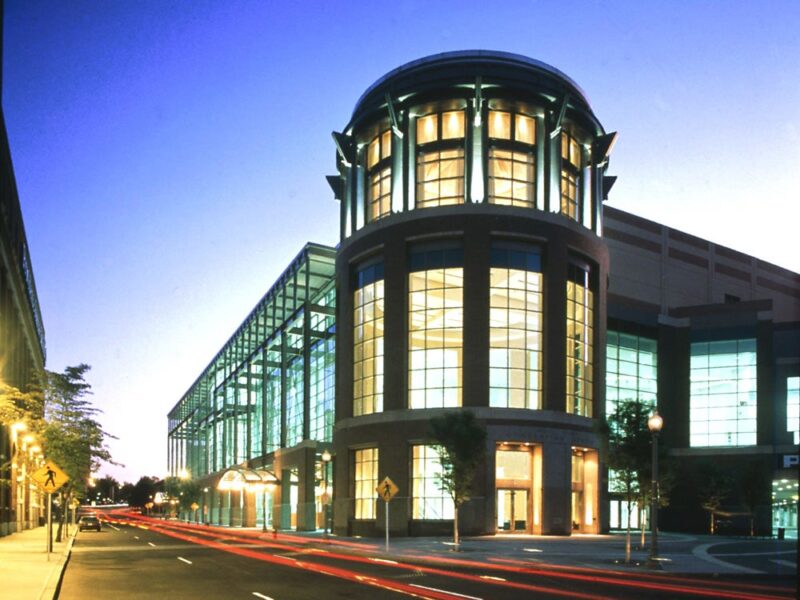 3RIconventioncenter_exterior2